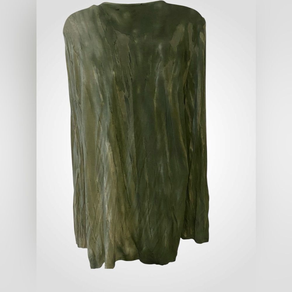 XCVI | women’s XCVI silky blouse green tie-dye v-neck high low hem NWOT size M - Picture 6 of 11
